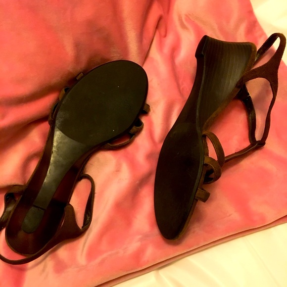 Apostrophe Brown Suede Wedges - Picture 5 of 15